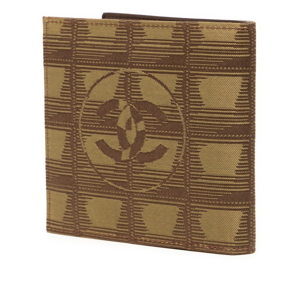 CHANEL Authentic Green Leather Logo Wallet - Picture 2 of 9